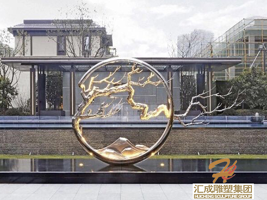 不銹鋼圓環樹雕塑