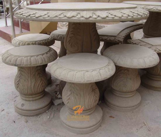 石雕桌椅